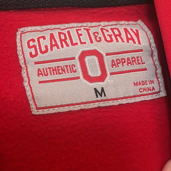 Ohio state sweatshirt with hoodie men’s size medium - Picture 3 of 3